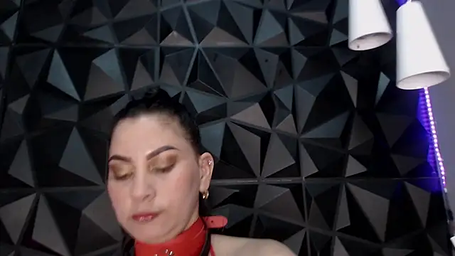 helenasaenz online show from October 29, 12:40 pm