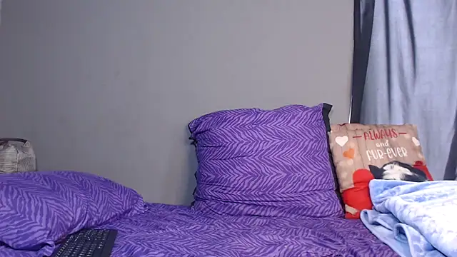 Snapshot of chockclitx5 chatting on October 7, 9:39 am chockclitx5 online show from October 7, 9:39 am