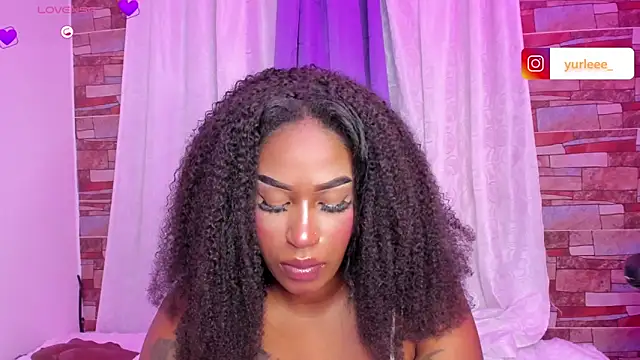 Brandy brown  online show from February 11, 11:32 pm