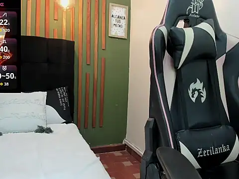 Sex samantha online show from September 18, 1:24 pm