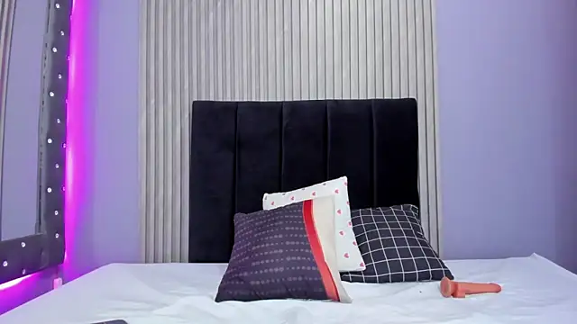 Sex samantha online show from November 24, 1:11 pm