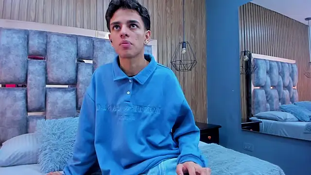 owen  johnson online show from November 30, 11:47 am