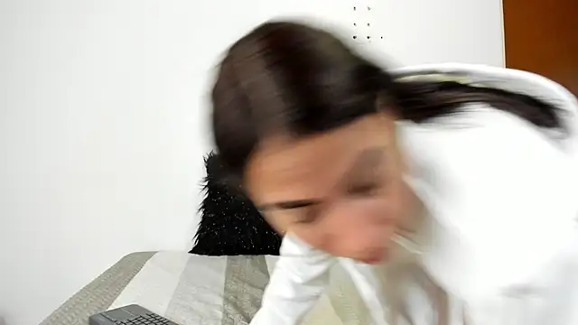 Camila Martiinez online show from October 16, 7:48 pm