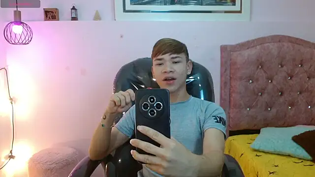 nathanclay online show from November 8, 3:29 am