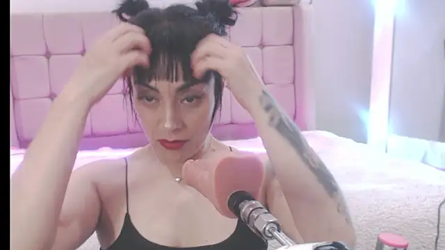 HotAss Hally online show from February 15, 7:51 am