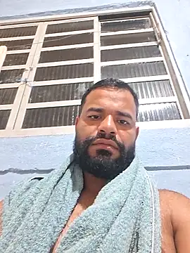 Snapshot of Rick_cashout chatting on March 28, 12:32 am Rick cashout online show from March 28, 12:32 am