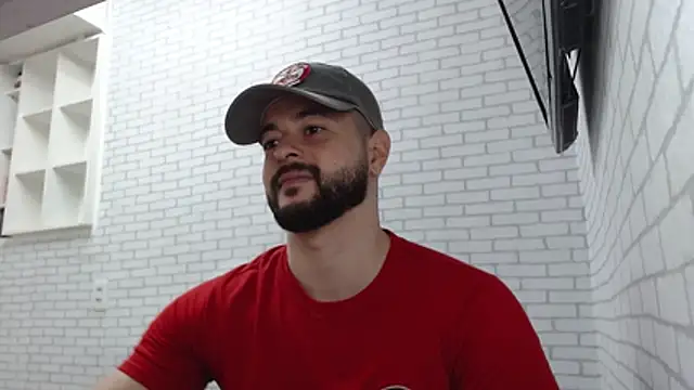 BombeiroHotx online show from November 8, 8:07 pm