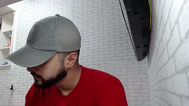 BombeiroHotx online show from April 6, 9:27 pm