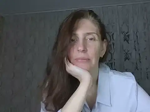 Snapshot of CandiCole chatting on October 10, 1:48 am CandiCole online show from October 10, 1:48 am