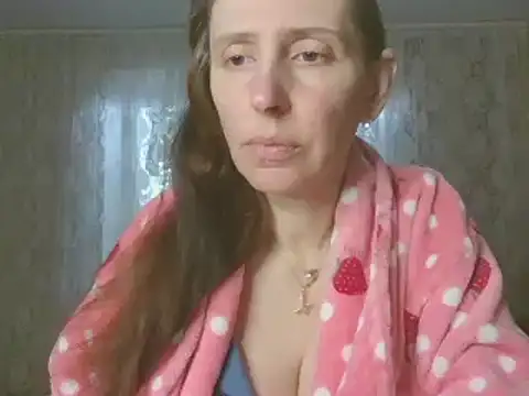 Snapshot of CandiCole chatting on February 8, 7:45 am CandiCole online show from February 8, 7:45 am