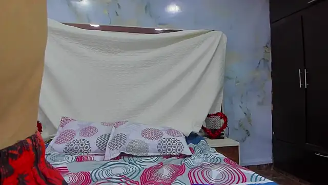 Snapshot of Averange_boys_X chatting on October 29, 11:45 am Averange boys X online show from October 29, 11:45 am