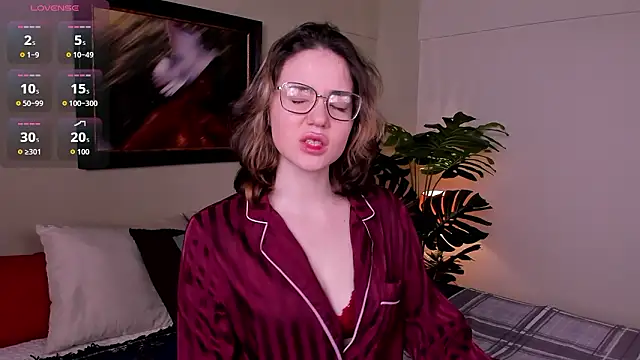 Sunny Teaze online show from February 13, 7:15 am