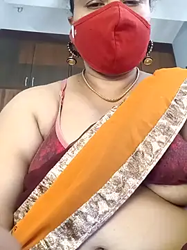 Snapshot of Tamil_Sivani chatting on June 13, 7:50 am Tamil Sivani online show from June 13, 7:50 am