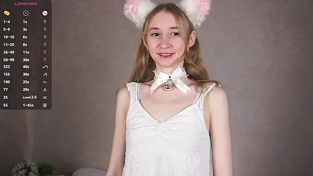 BeatrixHiett online show from September 13, 2:44 am