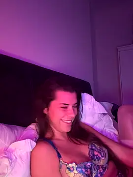 AlitaNova online show from October 15, 11:05 pm