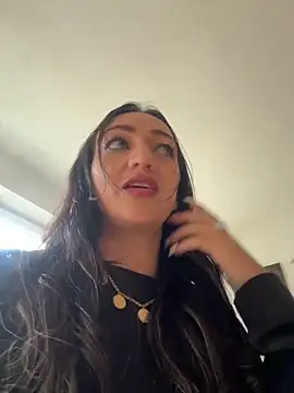 Ninabigtitied online show from November 14, 12:26 pm