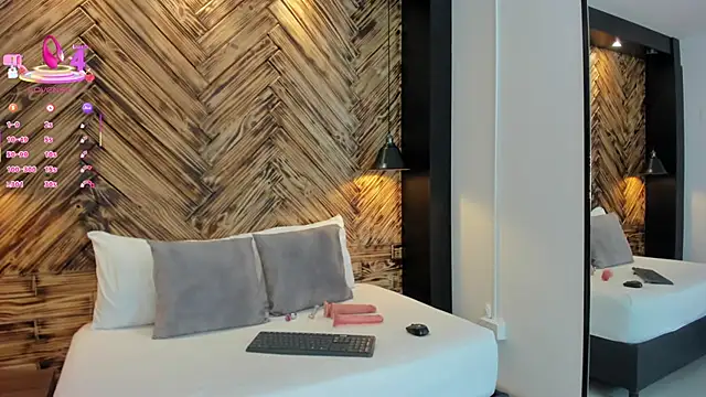 dana daree online show from February 9, 7:07 pm