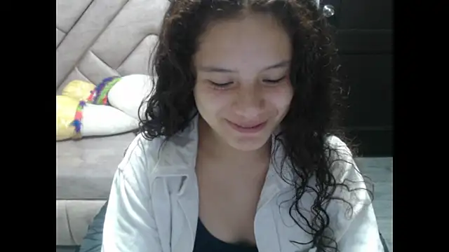 Snapshot of Velvet_Moon_V chatting on October 25, 1:07 pm Velvet Moon V online show from October 25, 1:07 pm