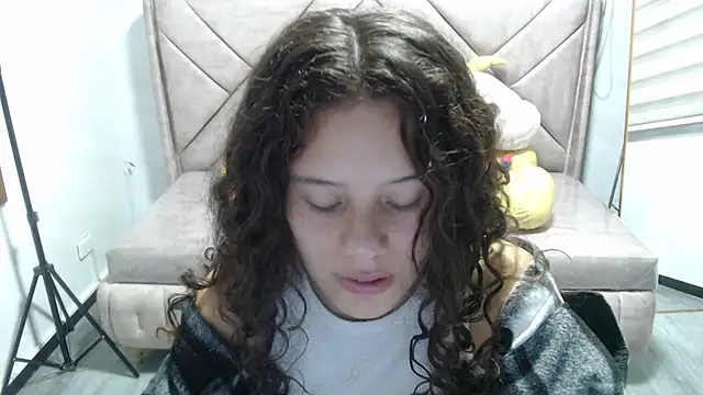 Snapshot of Velvet_Moon_V chatting on November 13, 1:10 pm Velvet Moon V online show from November 13, 1:10 pm