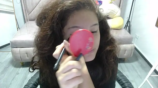 Snapshot of Velvet_Moon_V chatting on November 19, 1:11 pm Velvet Moon V online show from November 19, 1:11 pm