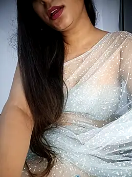 Snapshot of hotty-nisha chatting on October 3, 11:29 am hotty-nisha online show from October 3, 11:29 am