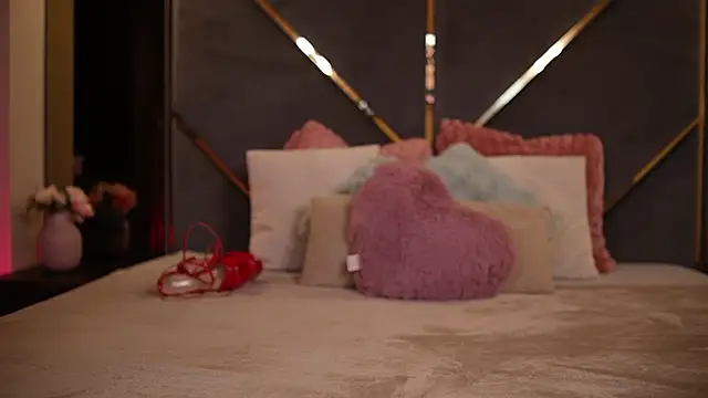  ChloeLee  online show from January 10, 6:04 am