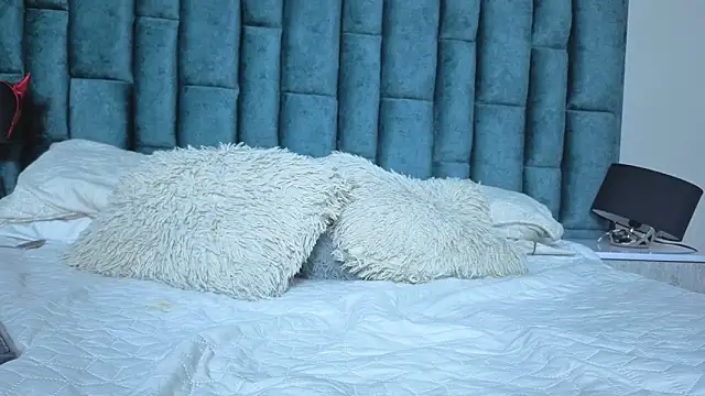 Emma Foxi online show from March 19, 8:13 pm