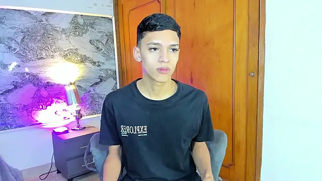 Snapshot of BILLY_JAMEES chatting on February 19, 12:45 pm BILLY JAMEES online show from February 19, 12:45 pm