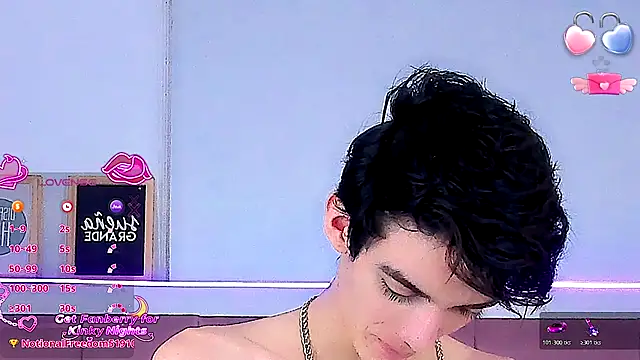 Baby FenixTS online show from December 19, 7:48 am