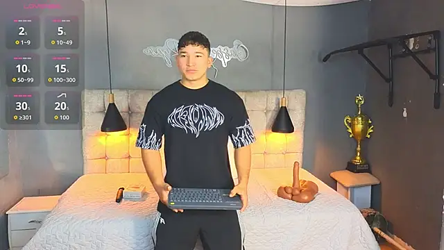 Horny nick18 online show from October 17, 11:35 am