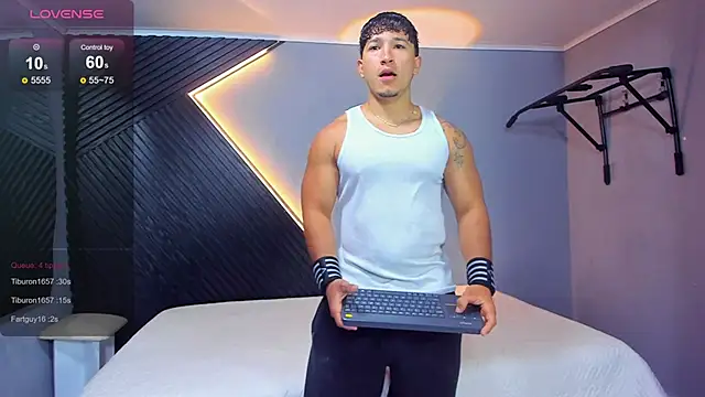 Horny nick18 online show from April 1, 11:44 am