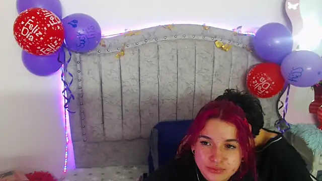 Snapshot of katalinathxandbritney1 chatting on February 20, 6:26 am katalinathxandbritney1 online show from February 20, 6:26 am