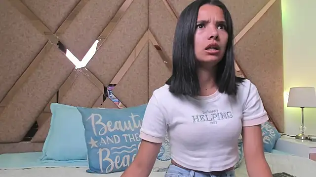 BelhaLawuo online show from November 20, 7:24 pm