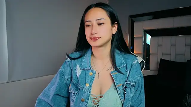 Adhara7 online show from March 5, 7:43 pm