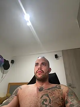 Snapshot of PandacX chatting on March 3, 10:59 pm PandacX online show from March 3, 10:59 pm