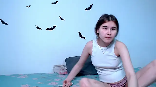 litle owl online show from November 14, 11:35 pm