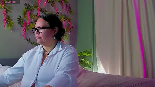 sandra jackson online show from November 7, 2:55 am