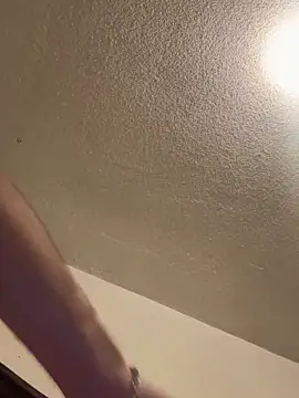 Snapshot of Jackkie11212 chatting on March 9, 8:29 am Jackkie11212 online show from March 9, 8:29 am