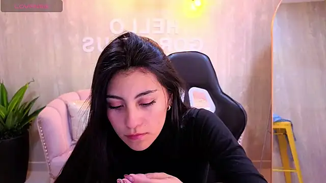 Zoe Blaze A online show from November 22, 1:43 pm