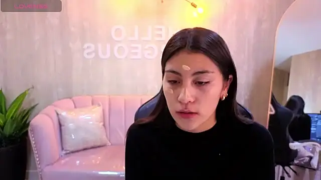 Zoe Blaze A online show from November 23, 12:05 pm