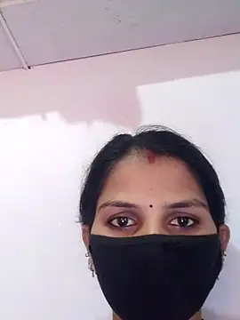 poojam93 online show from October 18, 1:41 am