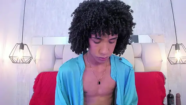 Snapshot of Johan_gz_ chatting on February 12, 11:38 am Johan gz online show from February 12, 11:38 am