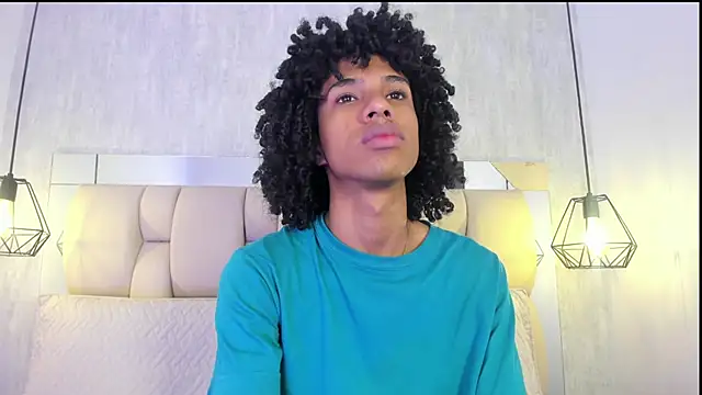 Snapshot of Johan_gz_ chatting on February 20, 11:43 am Johan gz online show from February 20, 11:43 am