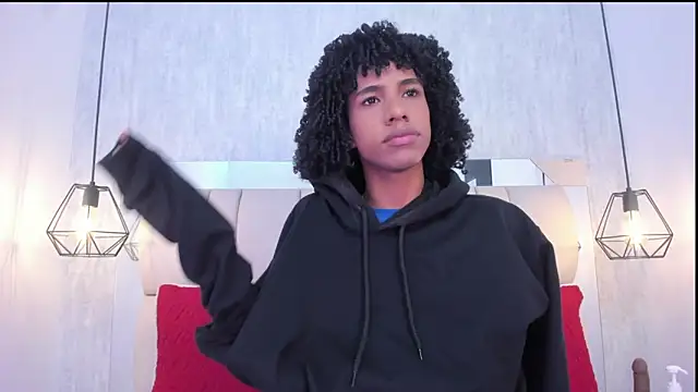 Snapshot of Johan_gz_ chatting on February 23, 11:40 am Johan gz online show from February 23, 11:40 am