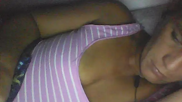 sarahkat86 online show from February 3, 2:21 am