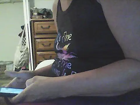 sarahkat86 online show from March 17, 12:04 am