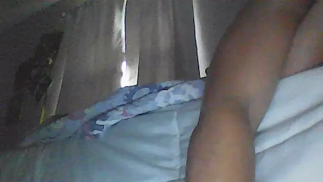 sarahkat86 online show from April 9, 11:37 am