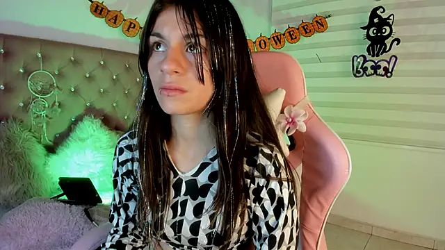 Jade rey  online show from October 11, 4:12 am