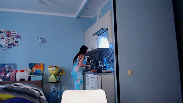 NikiWhite online show from September 9, 9:42 am