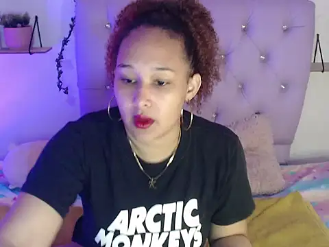 Kristal Miild online show from September 9, 2:22 am